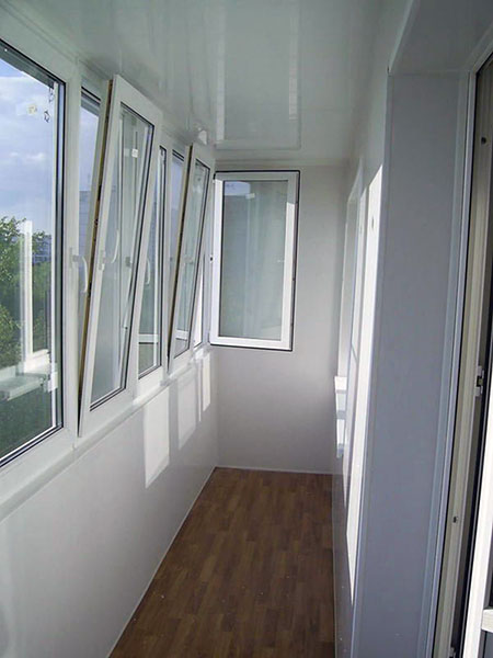 Тёплое и холодное распашное остекление балконов алюминиевым профилем Шатура
